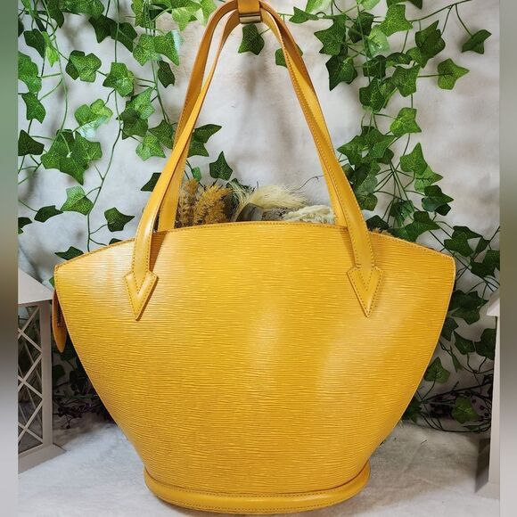 Louis Vuitton Epi Saint Jacques Yellow Bag with Dust Bag PRISTINE CONDITION - Picture 5 of 17